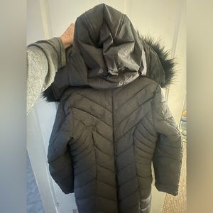 Women’s long dark gray winter coat Laundry brand.